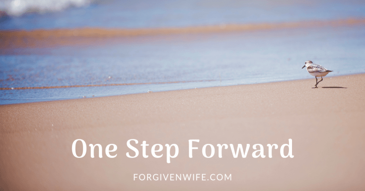 step forward là gì