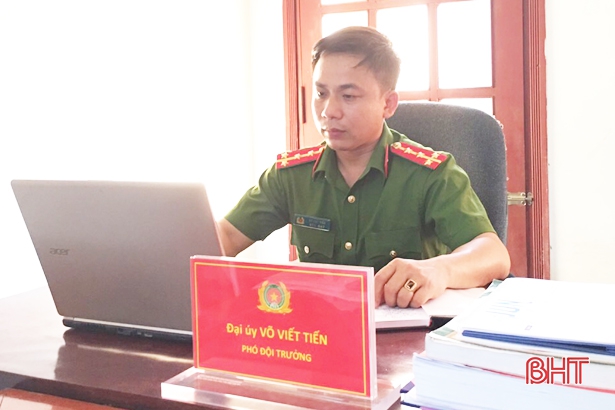 đại úy tiếng Anh là gì