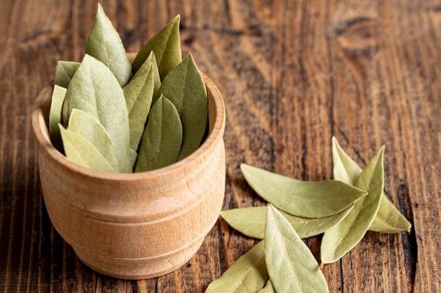 bay leaves là gì