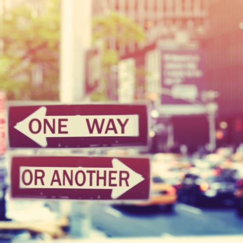 one way or another là gì