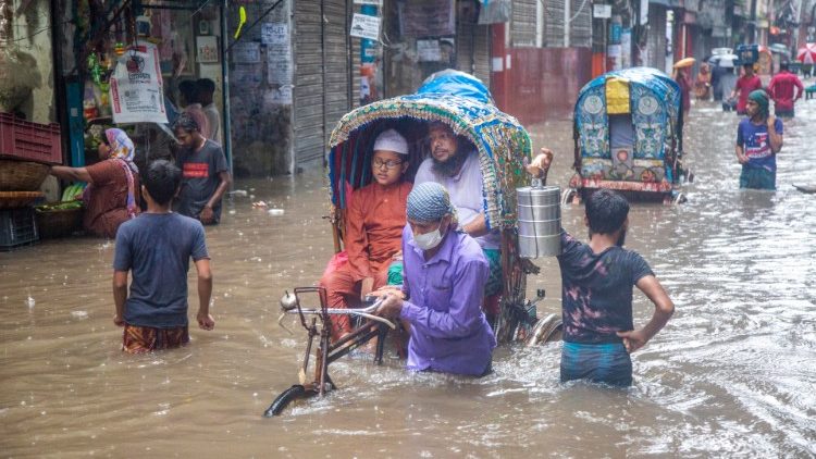 lũ lụt tiếng anh là gì