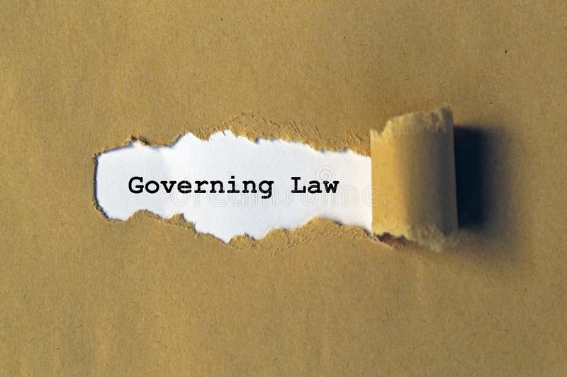 Governing law là gì